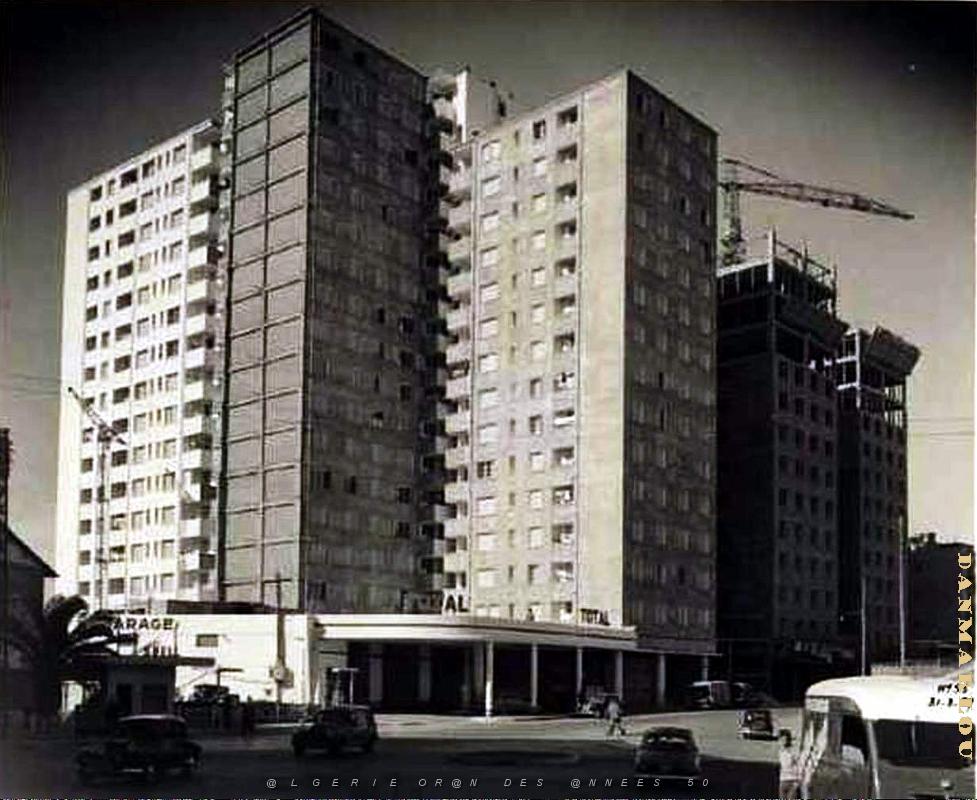 Cite Perret 14.jpg
